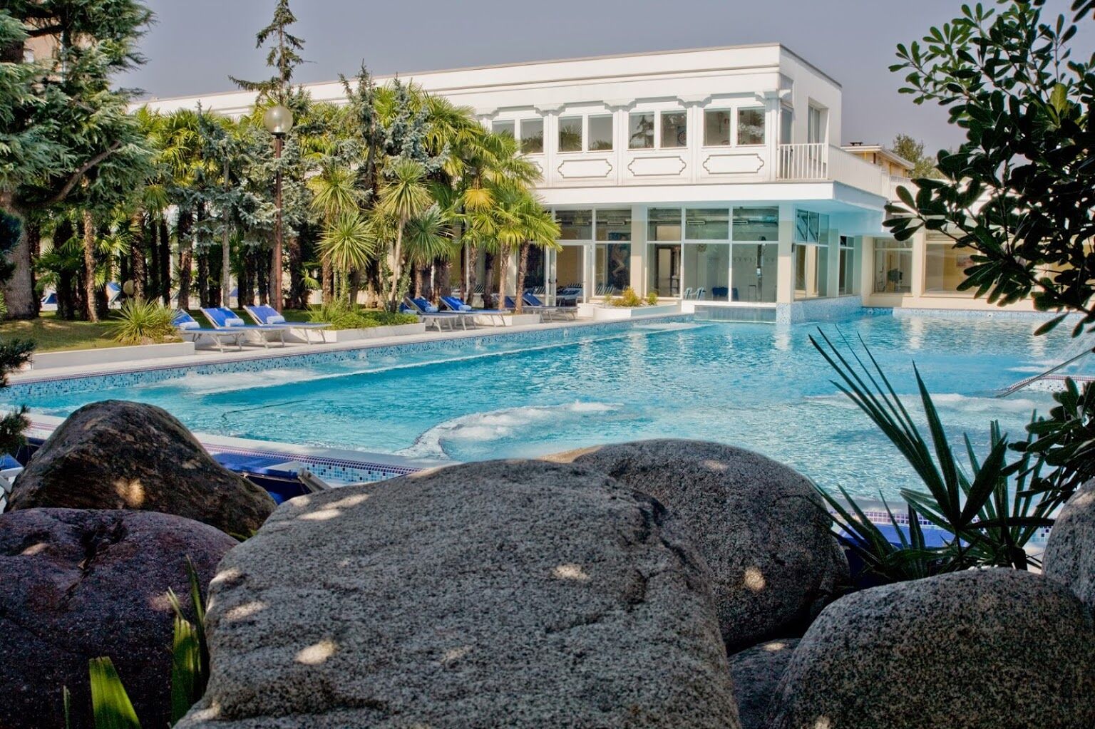 Metropole 4*